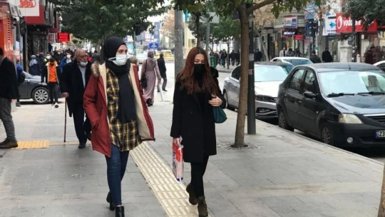 Vakaların düştüğü Elazığ'da vatandaşlardan