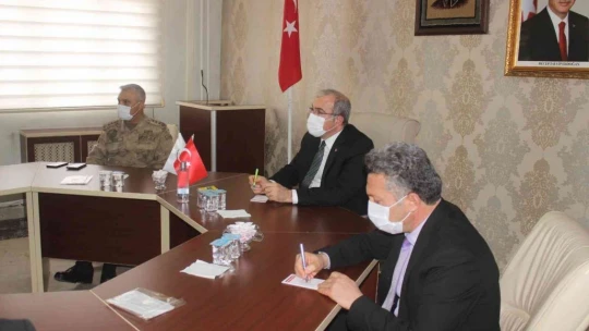 Vali Toraman'dan Yazıkonak beldesine Kültür Merkezi müjdesi
