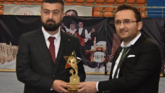 Elazığ İl İçi Kulüpler Arası Halk Oyunları Yarışması yoğun katılımla gerçekleşti