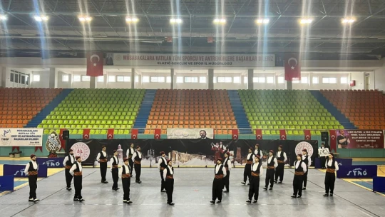 Elazığ İl İçi Kulüpler Arası Halk Oyunları Yarışması yoğun katılımla gerçekleşti