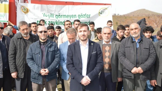 Hüda Par Elazığ İl Başkanlığı Şehit Yasin Börü Anısına Fidan Dikim Etkinliği Gerçekleştirdi
