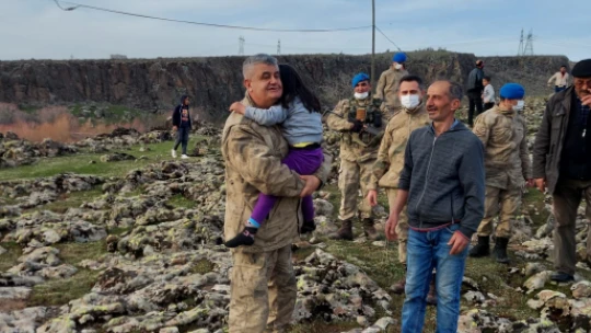 Jandarma Down Sendromlu Çocuğu Bulmak İçin seferber oldu