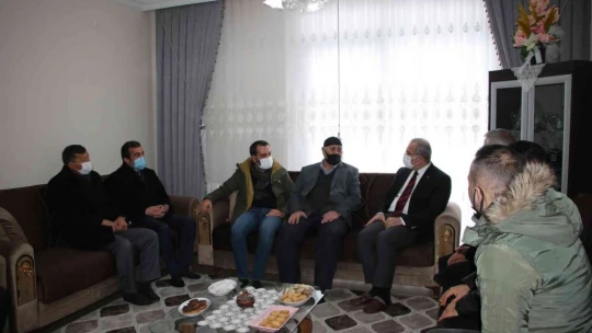 Depremzedeler evlerine kavuşmaya devam ediyor