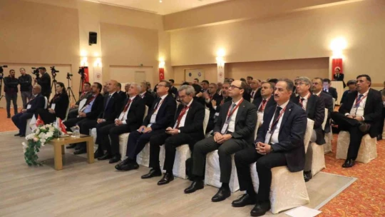 YÖK Başkanı Özvar: '2022 yılı itibarıyla 20'si devlet ve 3'ü vakıf olmak üzere toplamda 23 araştırma üniversitesi sayısına ulaştık'