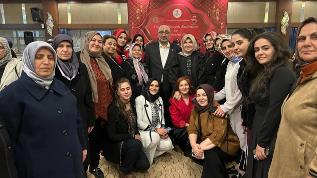 AK Parti Elazığ İl Kadın Kolları Ekibinin Ramazan Ayı Çalışmaları Örnek Teşkil Etti