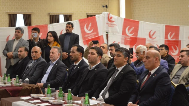 'Baskil'de Yeniden Refah Rüzgârı: Mahmut Hazar İlçe Başkanı Seçildi'