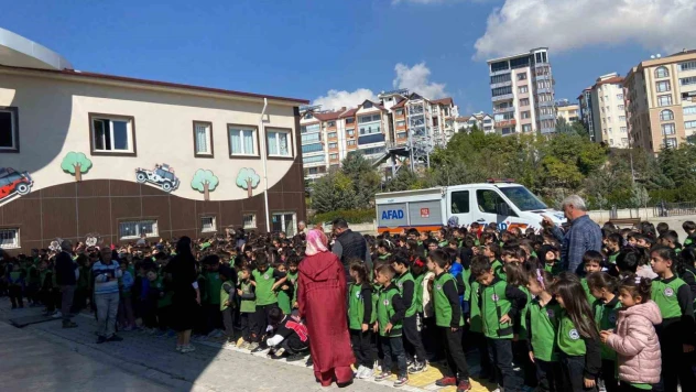Elazığ'da öğrencilere afet farkındalık eğitimi