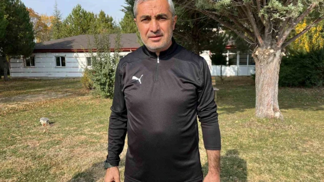 Elazığspor Teknik Direktörü Sarıgül: 'Devre arasına kadar en iyi sonuçları almak istiyoruz'