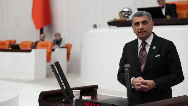 Gürsel Erol Hem Sözünde Durdu Hem de Açık Açık Talepte Bulundu