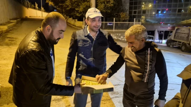 Hizmet-İş Sendikası'ndan Gece Vardiyasına Moral Ziyareti