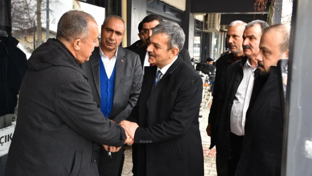 Milletvekili Keleş'ten Alacakaya'ya Ziyaret: Yatırımlar Yerinde İncelendi, Teşkilat ve Esnafla Buluşuldu