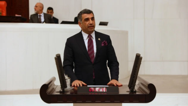 Yine Klasik Yöntemlerle Peşkeş Çekildi