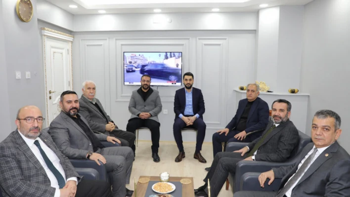 Ak Parti Elazığ Milletvekilleri ve Elazığ Belediye Başkanından  Gazetemize Ziyaret