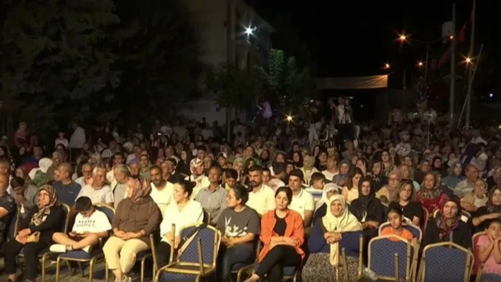 Baskil'de Kayısı Festivali Coşkusu