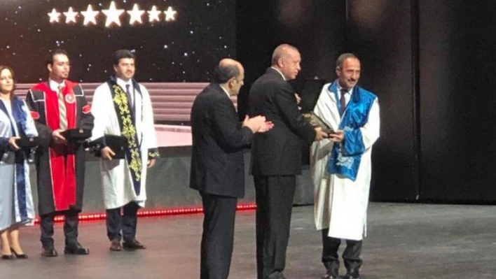 REKTÖR PROF. DR. DEMİRDAĞ, 2019-2020 YÜKSEKÖĞRETİM AKADEMİK YILI AÇILIŞ TÖRENİNE KATILD