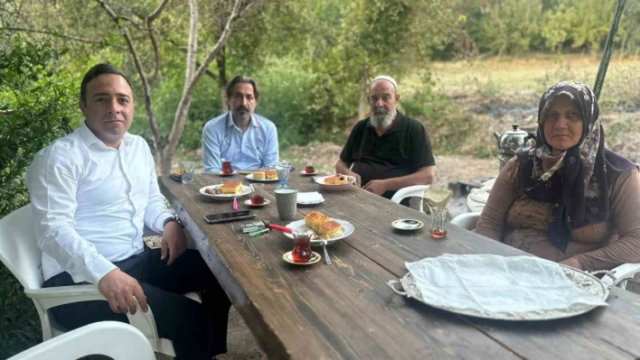 Elazığ'da 'Bayrak Evler' projesi devam ediyor