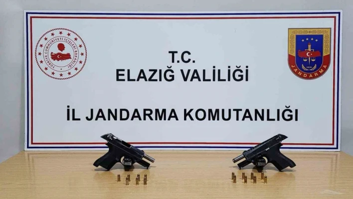 Elazığ'da 2 Adet Ruhsatsız Tabanca Ele Geçirildi