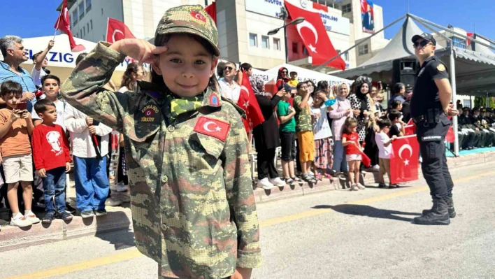 Elazığ'da 30 Ağustos Zafer Bayramı coşkusu