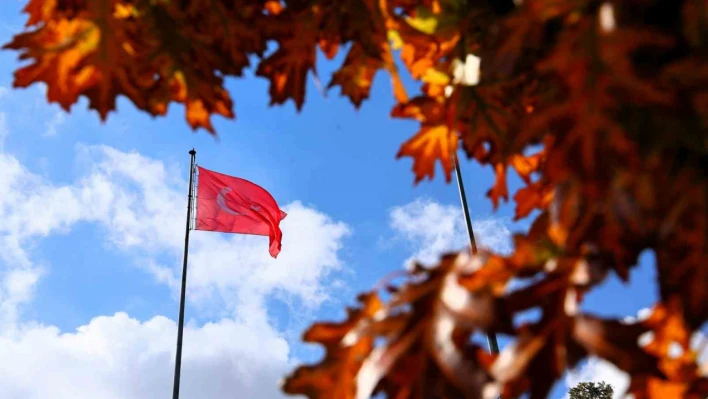 Elazığ'da 4 bin yıllık mahalle sonbaharda görenleri mest ediyor