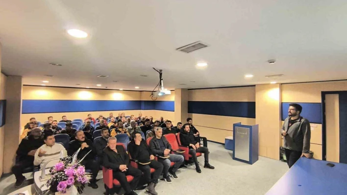 Elazığ'da ambulans şoförlerine eğitim