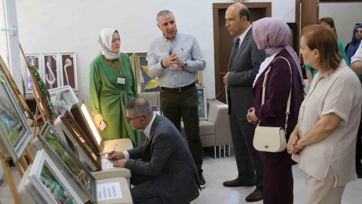 Elazığ'da el sanatları sergisi açıldı