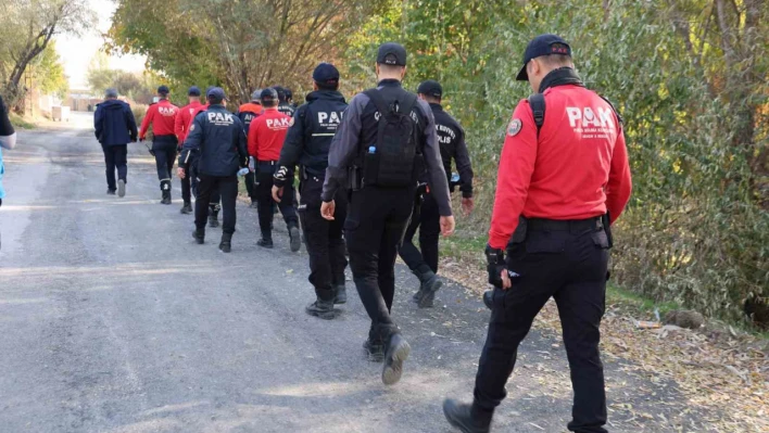 Elazığ'da kaybolan otizmli çocuk bir haftadır aranıyor