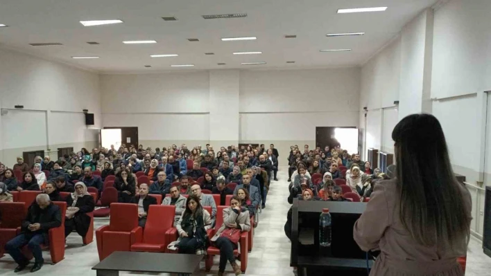 Elazığ'da öğretmenlere diyabet eğitimi