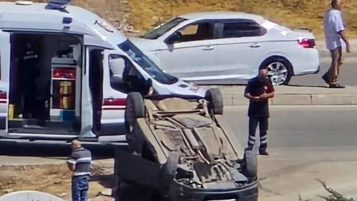 Elazığ'da otomobil takla attı: 1 yaralı