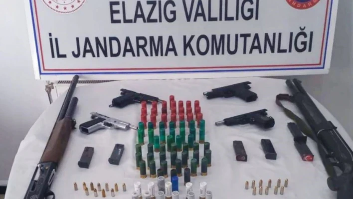 Elazığ'da ruhsatsız silah operasyonu: 2 gözaltı