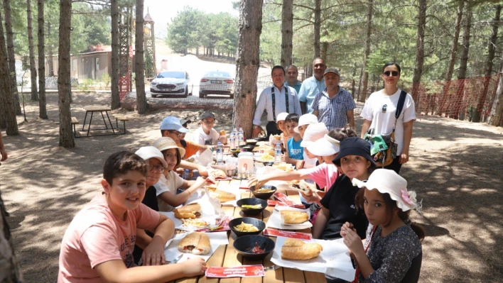 Elazığ Kent Konseyi Çocuk Meclisi Doğayı Keşfetti
