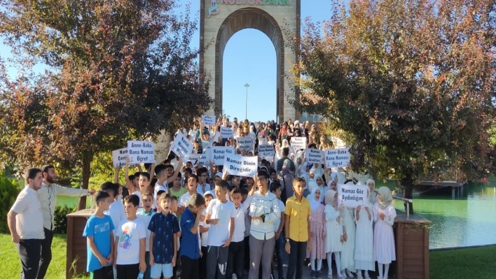 'Hayat Namazla Güzeldir' Etkinliğine Büyük İlgi