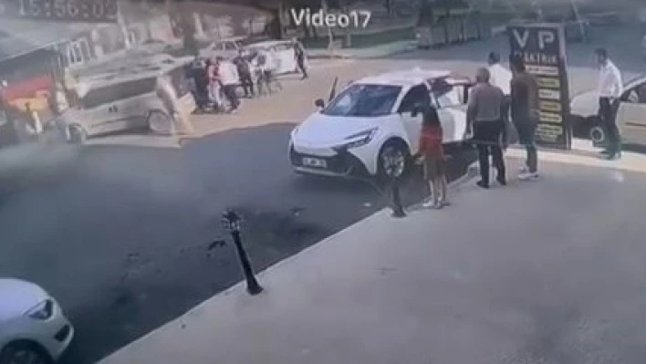Tartıştığı sürücüye saldırdı: O anlar kamerada