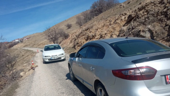 Tehlikeli Yol Kazalara Davetiye Çıkarıyor