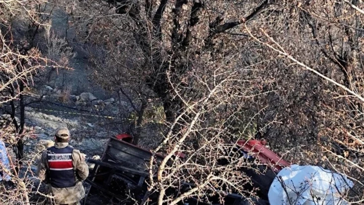 Elazığ'da patpat motoru uçurumu yuvarlandı: 1 ölü 1 yaralı