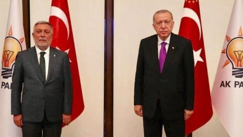 Şerafettin Yıldırım, partisinin 21. kuruluş yıl dönümünü kutladı.
