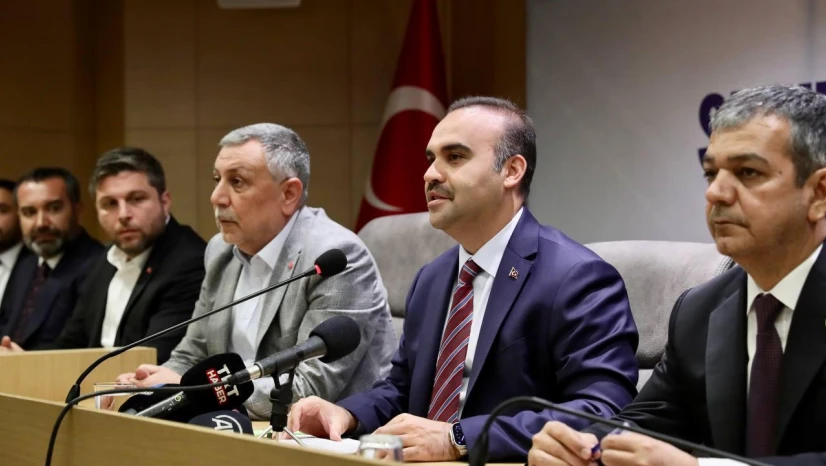 Bakan Kacır: 'Elazığ'daki işletmelere faizsiz finansman desteği sağlayacağız'