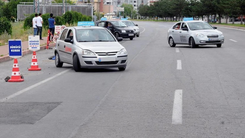 Ehliyet sınavında Animasyon Dönemi