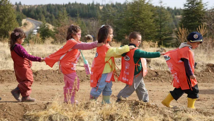 Elazığ'da 23 bin 650 fidan toprakla buluştu