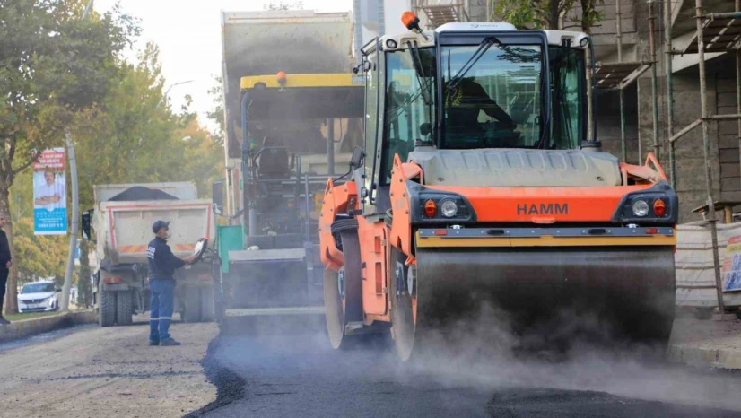 Elazığ'da caddeler yenileniyor