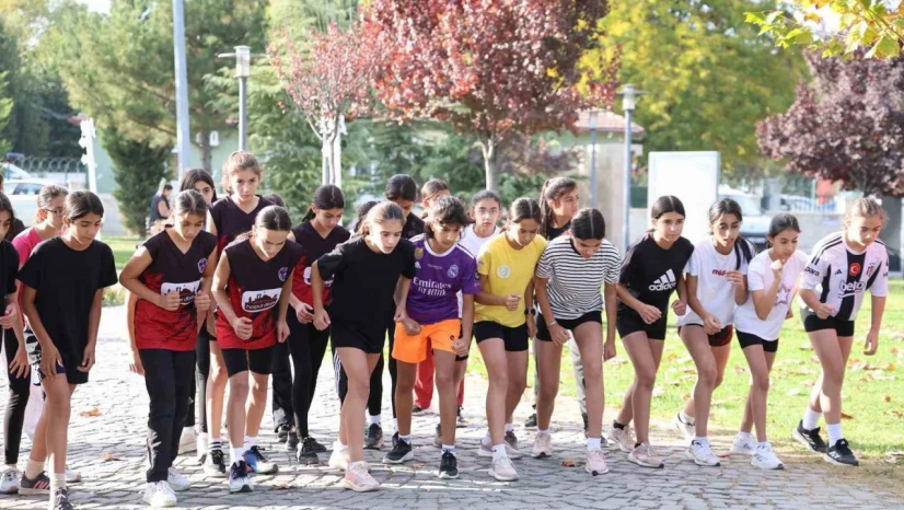 Elazığ'da Cumhuriyet coşkusu sporla kutlandı