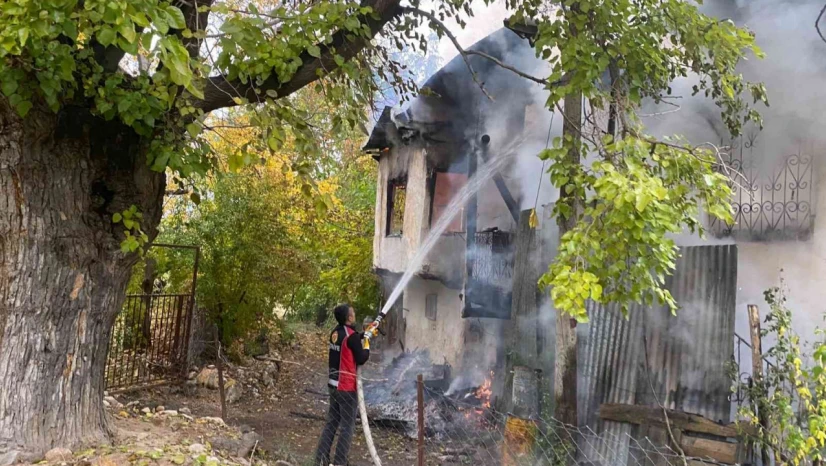 Elazığ'da yangın: 1 yaralı