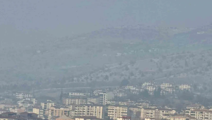 Elazığ'ın yüksek kesimlerinde sis etkili oluyor