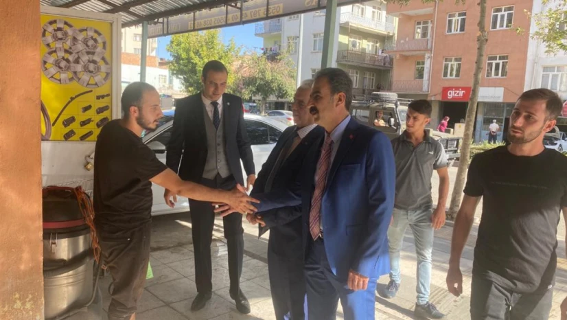 İyi Parti Teşkilatı Esnaf Ve Vatandaşlarla Bir Araya Geldi