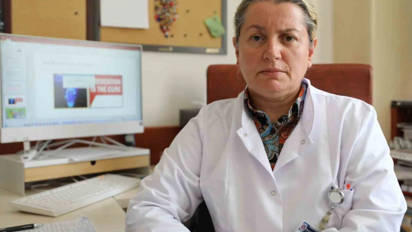 Prof. Dr. Uğur, 'Plastik yerine cam, su geçirmeyen kumaşlar yerine doğal kumaşlar tercih edilmeli'
