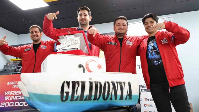 Tam otonom su üstü deniz aracıyla 284 takım arasından Türkiye ikinciliği