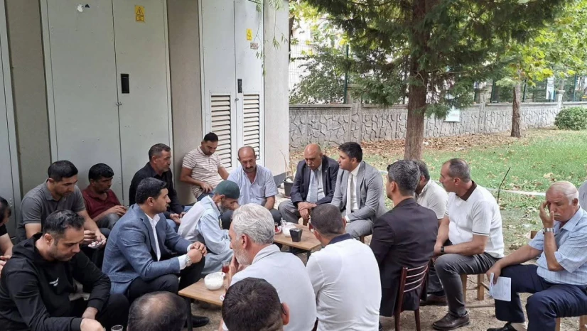 Yeniden Refah Partisi'nden Üniversite Mahallesi'nde Esnaf ve Vatandaş Buluşması