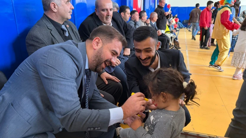 Ak Parti Elazığ İl Gençlik Kolları Başkanı Koray Adsız, ''Aramızdaki Engelleri Kaldırıyoruz'' Programına Katıldı