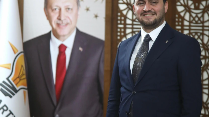 Başkan Sencer Selmanoğlu'ndan Yeni Yıl ve Mekke'nin Fethinin Yıldönümü Kutlama Mesajı