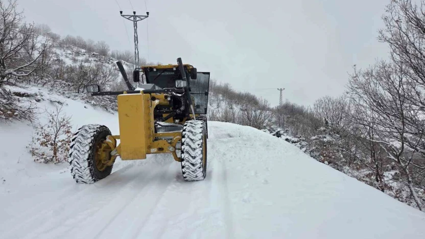 Elazığ'da 96 köy yolu ulaşıma açıldı