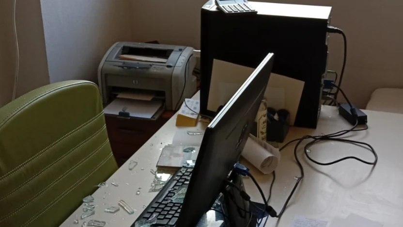 Elazığ'da aile sağlığı merkezine taşlı saldırı, doktora tehdit